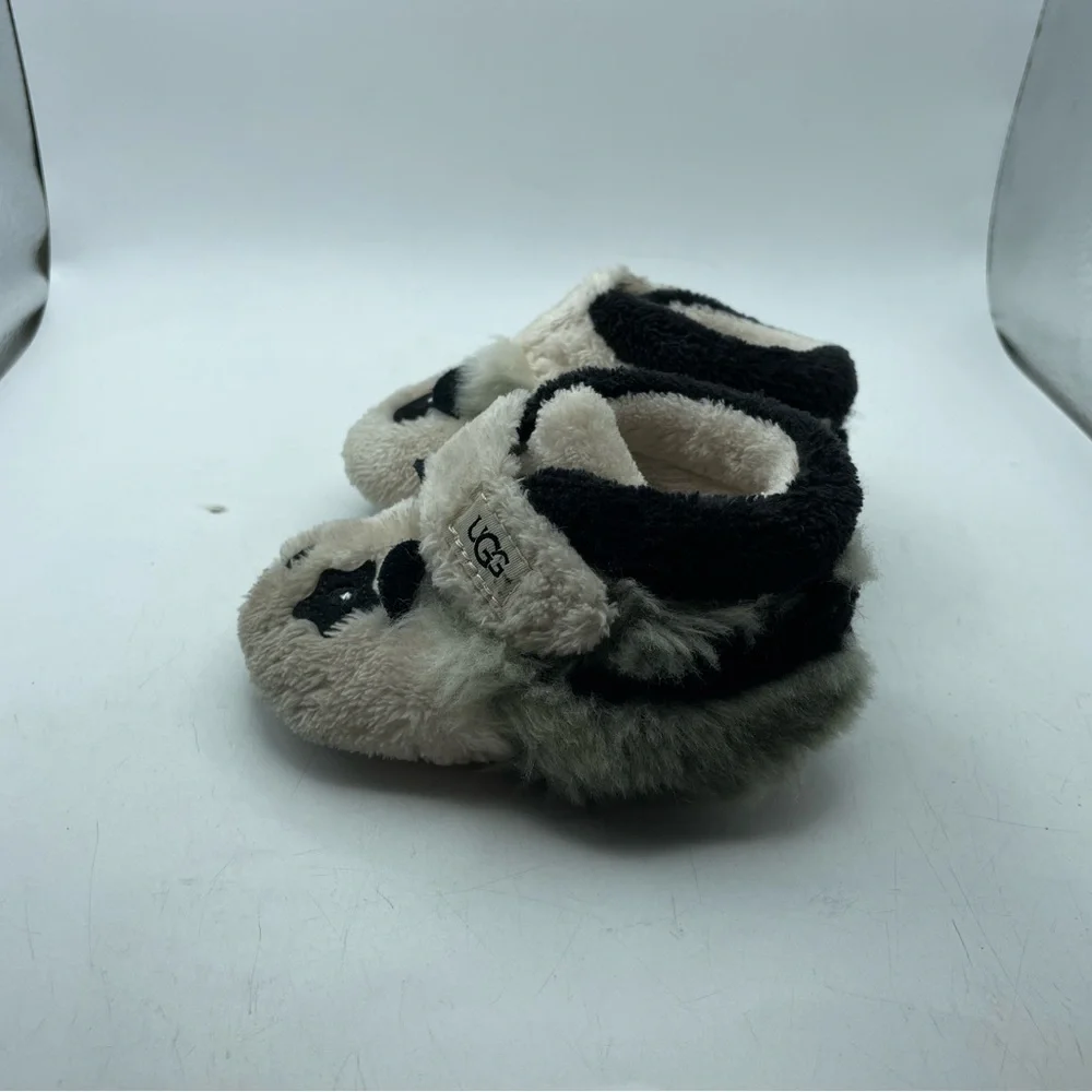 UGG Bixbee Panda Bear infant Slippers Cozy Comfort size 2-3